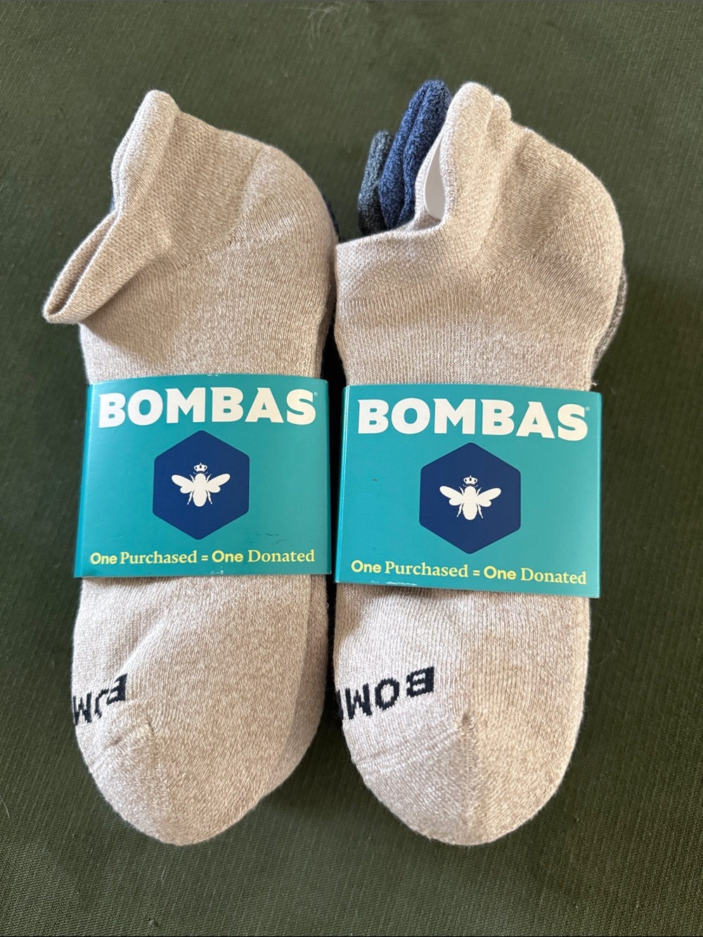 Bombas large ankle socks. 12 pairs